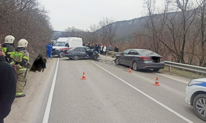 ForPost - Новости : В аварии с лобовым столкновением в Крыму погибла женщина