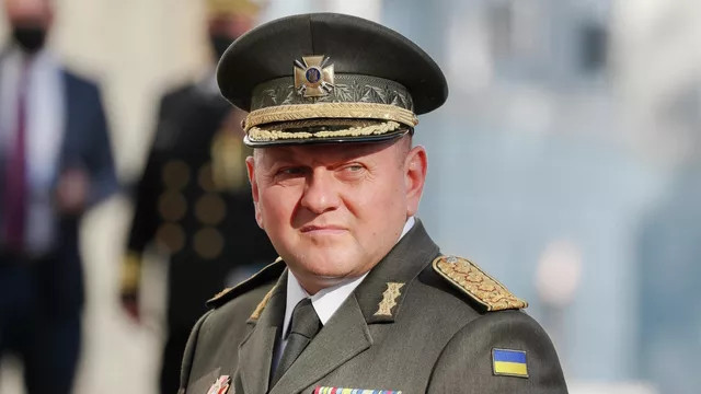 ForPost - Новости : Главнокомандующий ВСУ Залужный выступил за продолжение обороны Артемовска