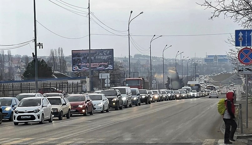 ForPost - Новости : Реконструкция развязки на 5-м километре сковала Севастополь пробками 