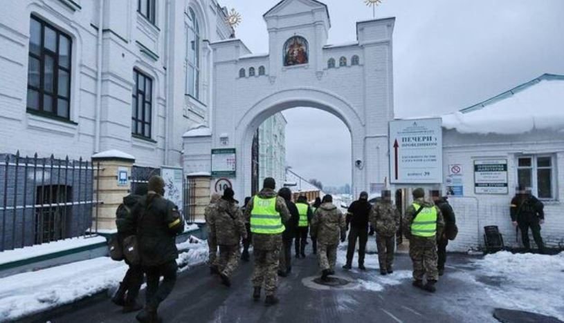 ForPost - Новости : УПЦ должна освободить все помещения Киево-Печерской лавры до 29 марта - власти Украины