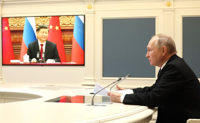 ForPost - Новости : Путин заявил о готовности разрешить украинский кризис путём дипломатии