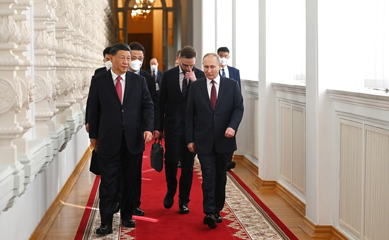 ForPost - Новости : Саммит РФ и Китая стал доказательством важного изменения, считает эксперт