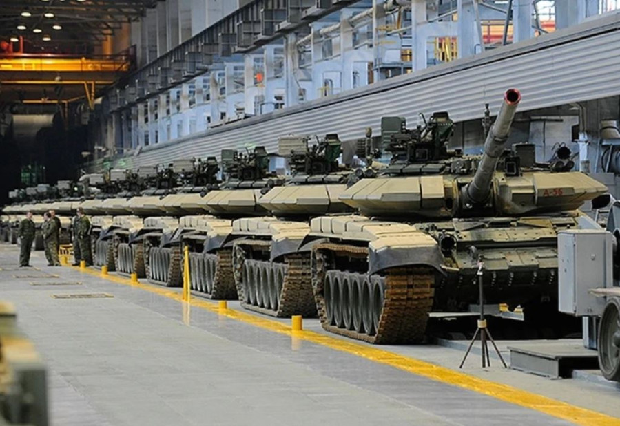ForPost - Новости : Медведев заявил, что в России в 2023 году произведут 1500 танков