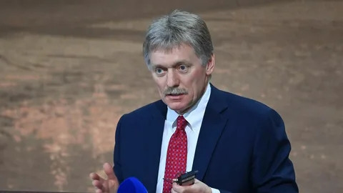ForPost - Новости : Песков заявил, что в РФ не могут игнорировать тему размещения ядерного оружия на Украине