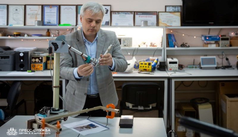 ForPost - Новости : Крымские учёные создали хирургического робота-помощника