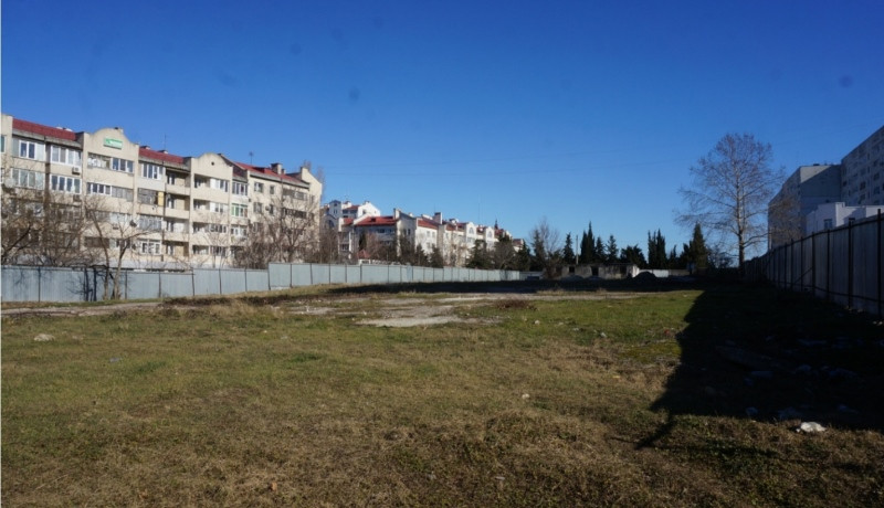 ForPost - Новости : В Севастополе готовят почву под строительство нового торгового комплекса