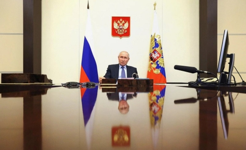 ForPost - Новости : Песков рассказал про «двойников Путина» и бункер 