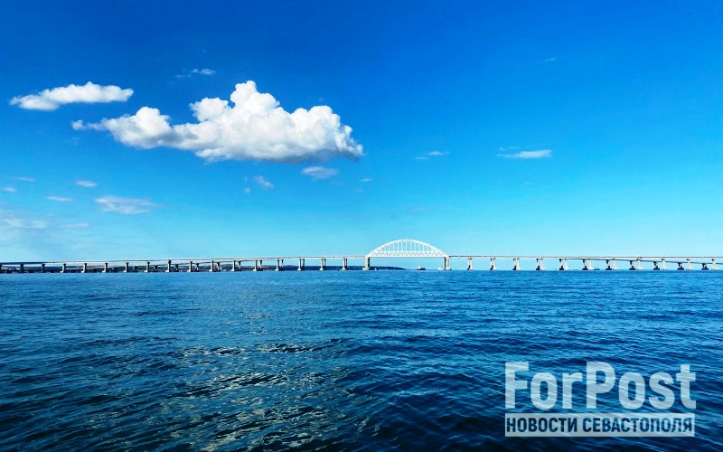 ForPost - Новости : Крымский мост готовят к наплыву туристов