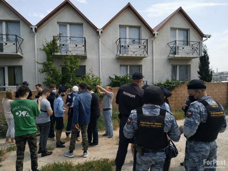 ForPost - Новости : В Севастополе близится снос ещё одного скандального дома