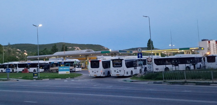 ForPost - Новости : Отключение газа в Севастополе привело к столпотворению на единственной работающей заправке