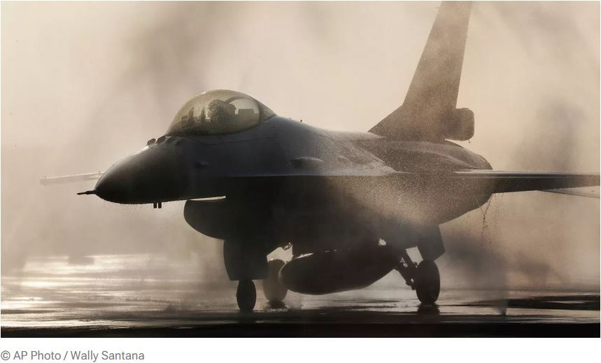 ForPost - Новости : Белый дом: США и союзники в ближайшие месяцы определят сроки передачи Украине F-16 Falcon