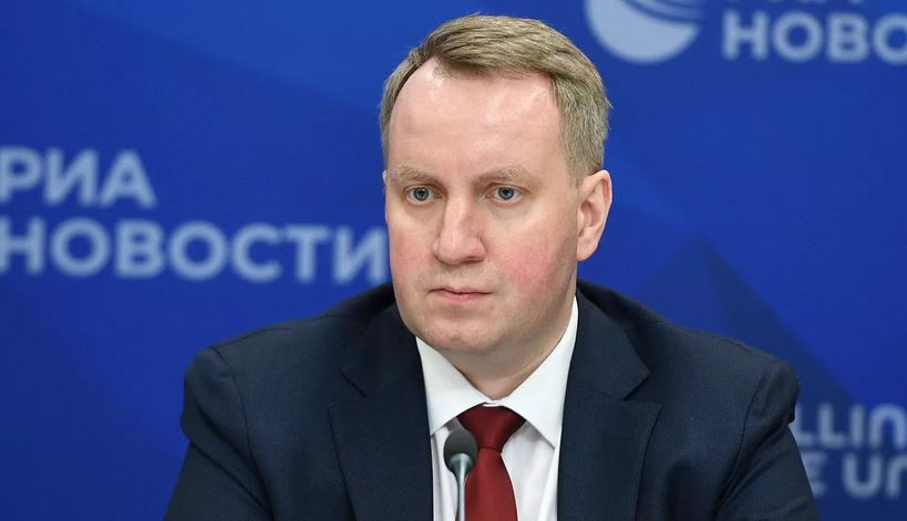 ForPost - Новости : Замглавы Минобрнауки Кучеренко умер в самолете при возвращении из командировки на Кубу