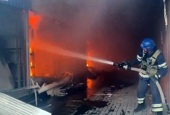 ForPost - Новости : Мэр Киева Кличко: в Голосеевском районе после серии взрывов был разрушен склад