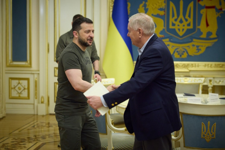 ForPost - Новости : Сенатор Грэм заявил, что Зеленский рассказал ему о контрнаступлении Украины