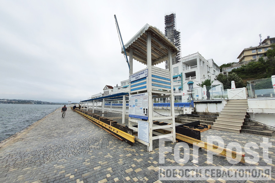 ForPost - Новости : Власти Севастополя объяснили строительство на пляже Хрустальном 