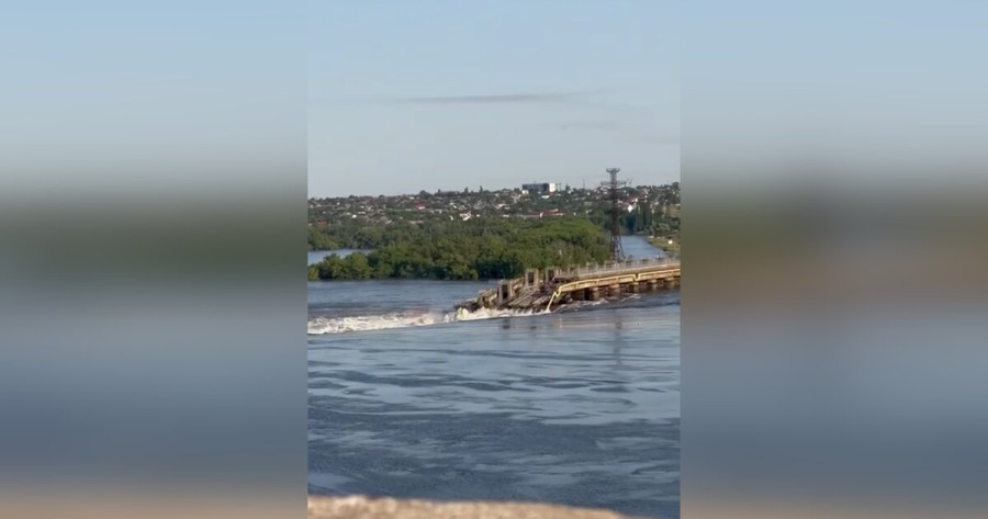 ForPost - Новости : Киев начал эвакуацию жителей правого берега Днепра после разрушения Каховской ГЭС