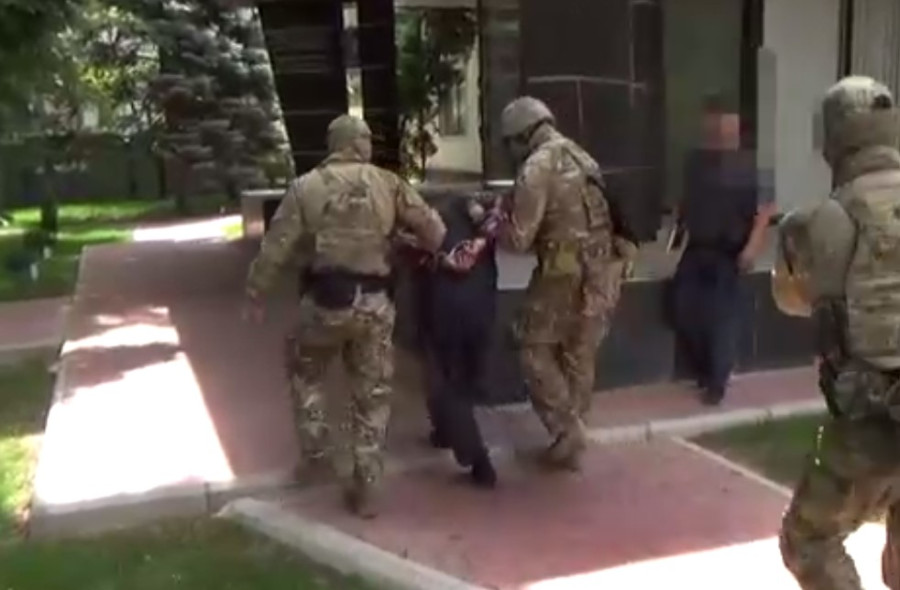 ForPost - Новости : С чем связана попытка госпереворота в Киргизии 