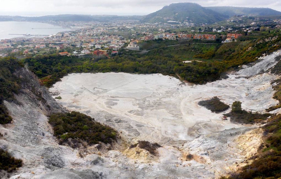 ForPost - Новости : В Италии спрогнозировали извержение супервулкана