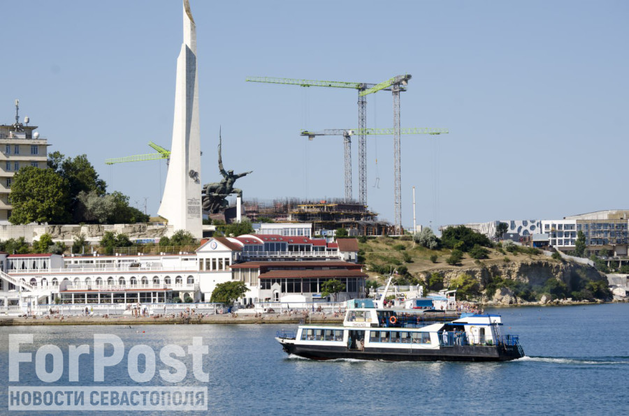 ForPost - Новости : В Севастополе отреставрируют памятник Солдату и Матросу