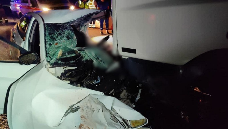 ForPost - Новости : В столкновении легковушки и грузовика на востоке Крыма погиб один из водителей