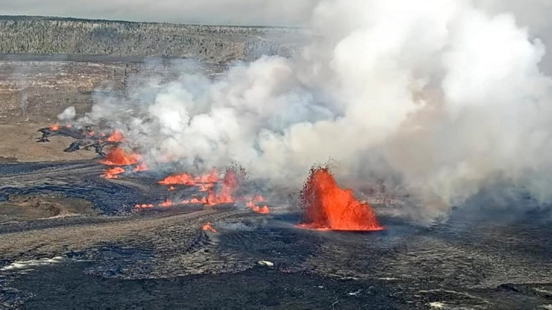 ForPost - Новости : Вулкан поспал всего два месяца и снова начал извергаться