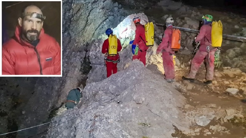 ForPost - Новости : Спасение застрявшего в пещере спелеолога заняло девять дней
