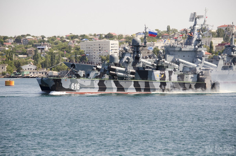 ForPost - Новости : Украинский катер атаковал севастопольский малый ракетный корабль «Самум»