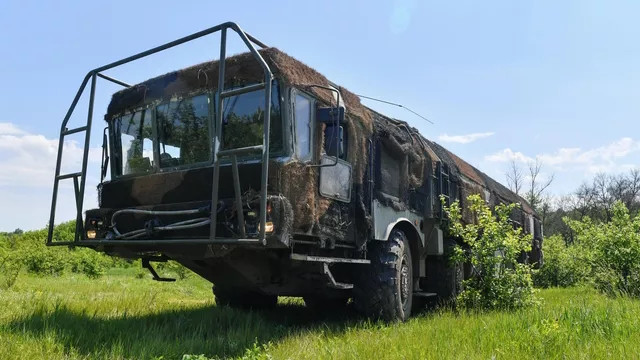 ForPost - Новости : Минобороны РФ: ОТРК "Искандер" уничтожили эшелон с техникой 38-й бригады ВСУ