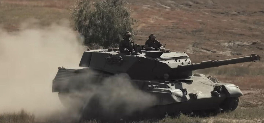 ForPost - Новости : Forbes: ВСУ отправили на линию фронта танки Leopard 1A5 с уязвимой бронёй