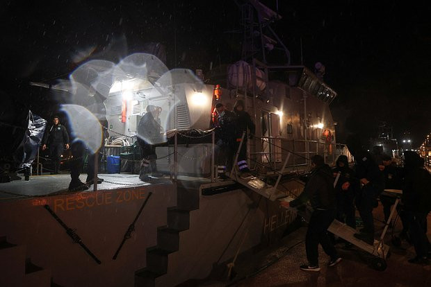 ForPost - Новости : У берегов Греции затонуло шедшее на Украину подозрительное судно