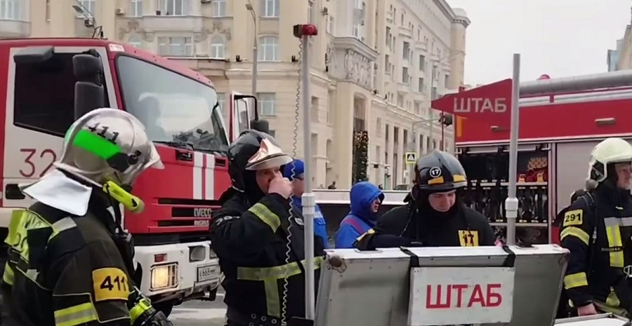 В москве загорелся театр сатиры