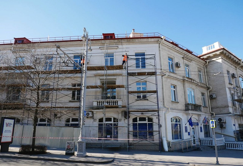 Здания в центре Севастополя дождались мягкого бластинга | ForPost