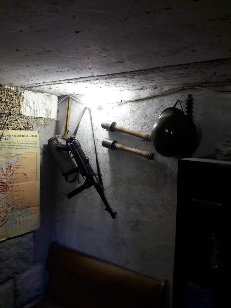 ForPost - Новости: В Севастополе задержали продавцов боевого оружия «на сувениры» 