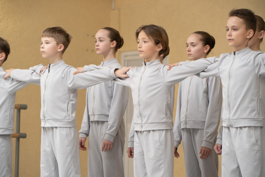 ForPost - Новости: Академия балета Севастополя «рассказала» о детях войны