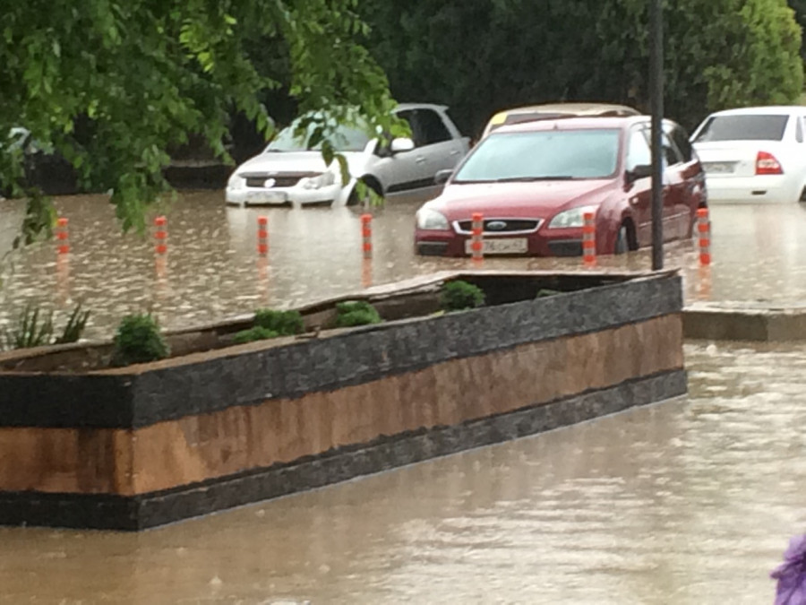 ForPost - Новости: Ничего особенного, обычный дождь, – правительство Севастополя 