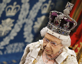 ForPost - Новости : Королева Елизавета II в тронной речи пригрозила "давить Россию"