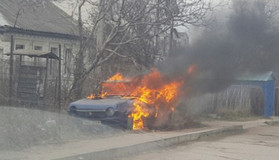 ForPost - Новости : В Севастополе от мусора сгорела иномарка