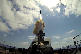 ForPost - Новости : Фрегат «Адмирал Эссен» и подводная лодка «Краснодар» обстреляли объекты ИГ в Пальмире