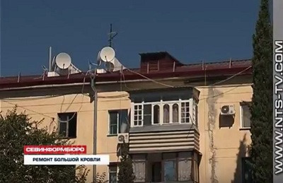 ForPost - Новости : В Севастополе отремонтировали самую большую кровлю жилого дома