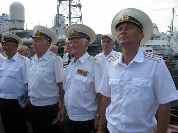 ForPost - Новости: Средиземноморская эскадра: флаг поднять! Ветераны начали подготовку к юбилею уникального соединения