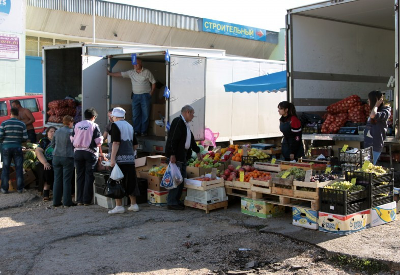 Новогодние ярмарки в крыму. Ярмарка севастополь. Ярмарка севастополь. Ярмарка летняя сельскохозяйственная. Ярмарка на севастопольской.