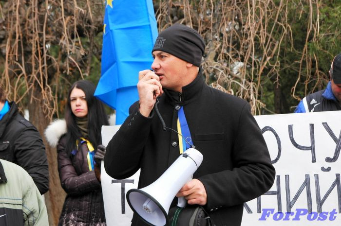 ForPost - Новости: Митинг за поддержку «евромайдана» в Севастополе прошел под патриотические песни, призывающие объединиться с Россией