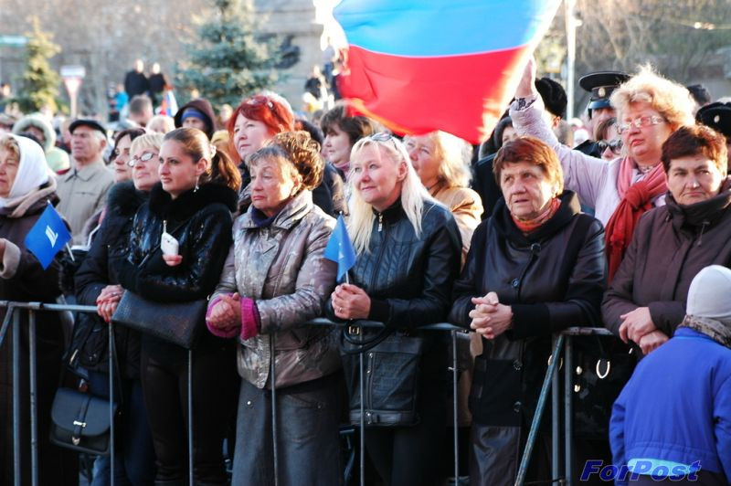 ForPost - Новости: И. Кобзон об акции "Солдатское сердце" в Севастополе: "Это никакая не пиар-акция. Здесь чистая, человеческая помощь людям"