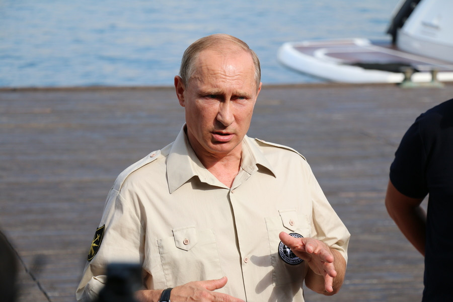 ForPost - Новости: Путин погрузился на дно Черного моря вблизи Балаклавы и осмотрел византийскую галеру