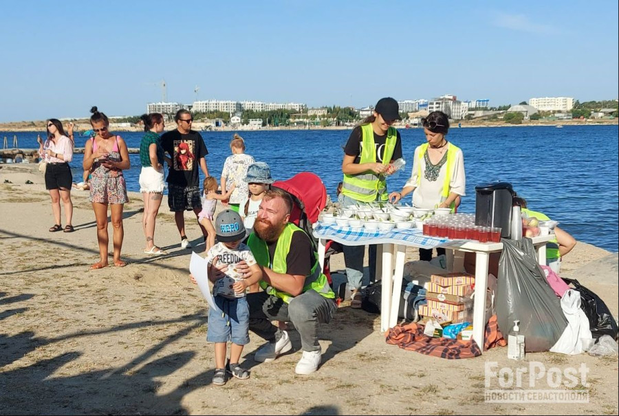 ForPost - Новости: Почему седеет рыжая борода рыбака Птички из Севастополя 