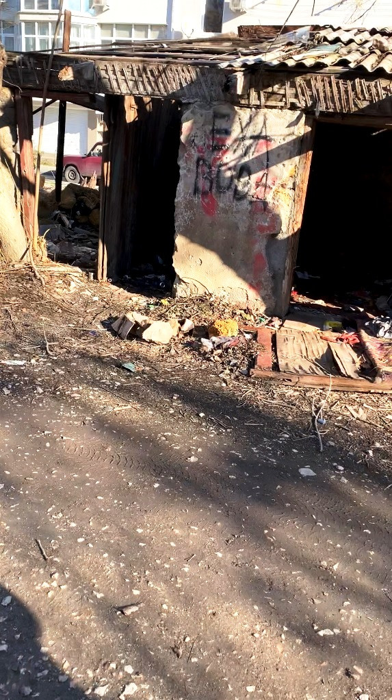 ForPost - Новости: Севастопольские заброшки дают прикурить местным жителям