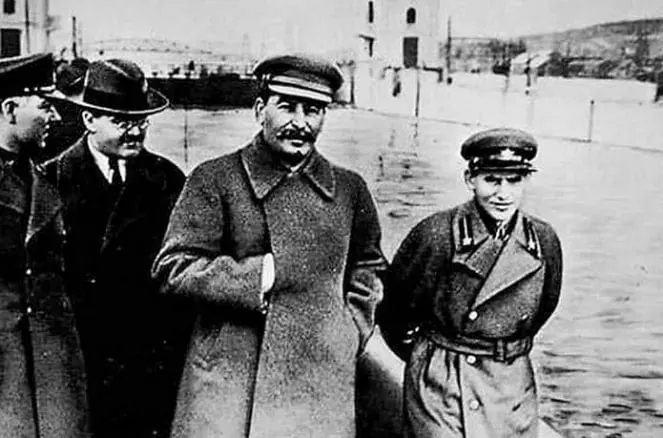 Каждый четвертый россиянин ничего не слышал о сталинских репрессиях