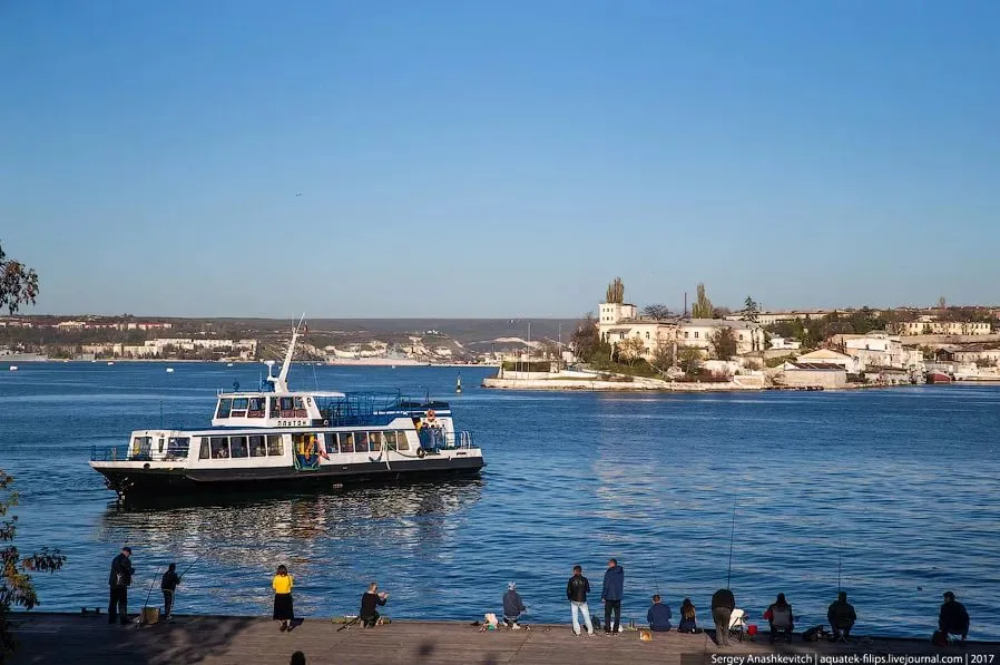 Севастопольские катера теперь ходят по новому графику