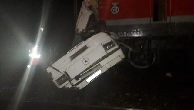 Под Владимиром при столкновении поезда с автобусом погибли 18 человек