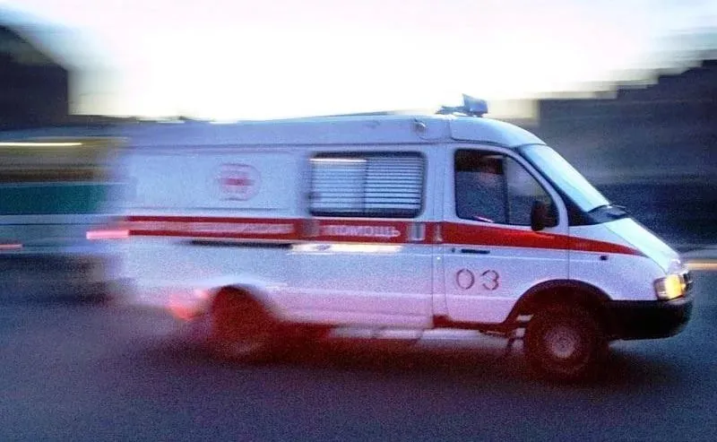 СК возбудил дело после смерти петербурженки, к которой не успела скорая